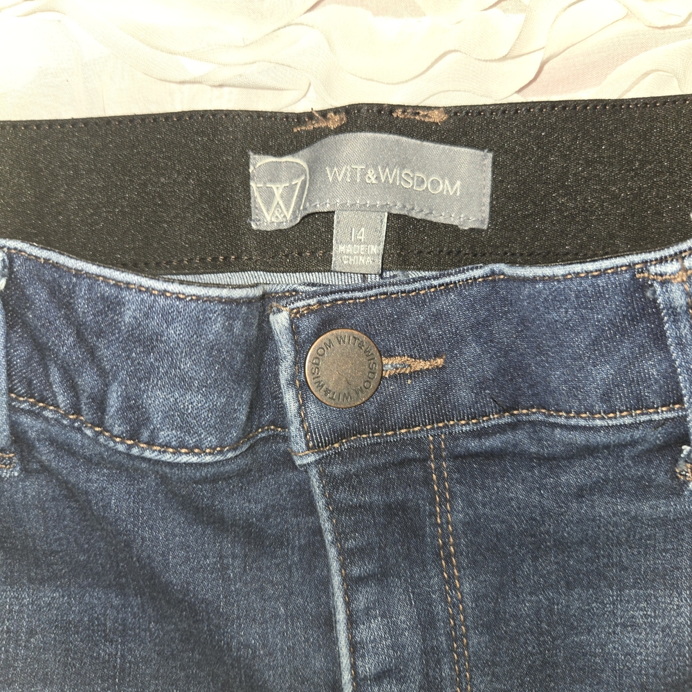 Wit & Wisdom High Rise Jeans in Dark Indigo Blue